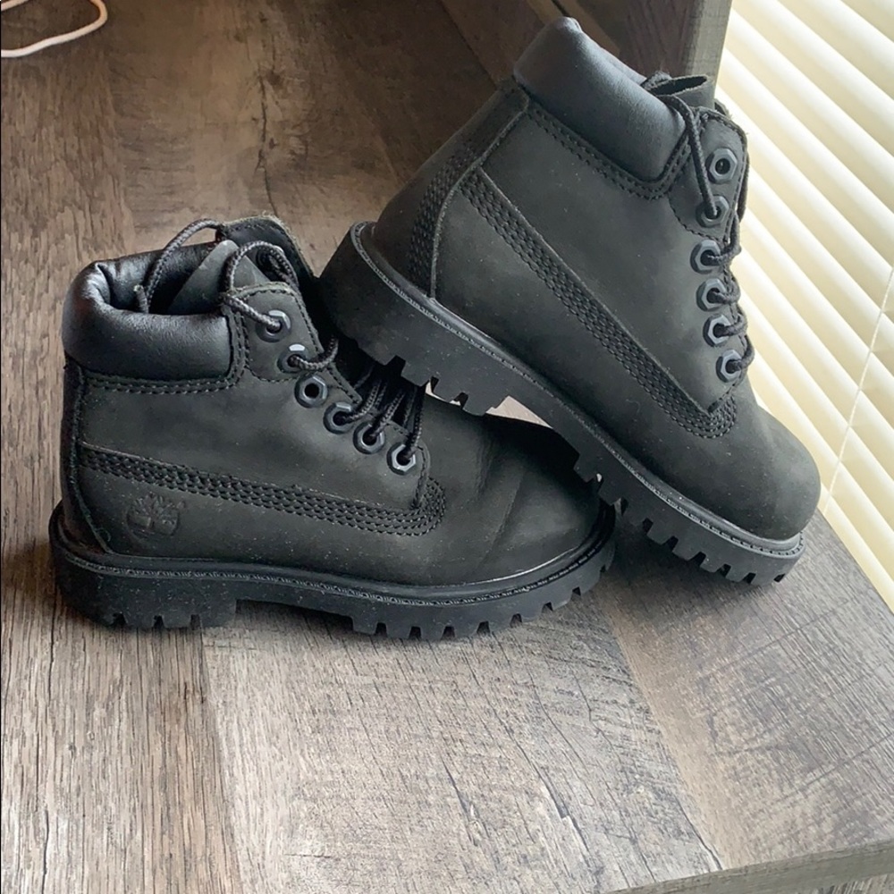 Timberlands 6 inch Black 9c toddlers